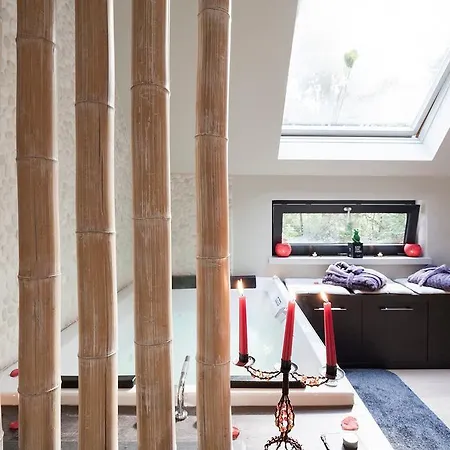 Bed & Breakfast Aux 1001 Nuits Suite De Luxe Avec Spa Privatif Integre 5*
