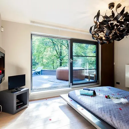 Bed & Breakfast Aux 1001 Nuits Suite De Luxe Avec Spa Privatif Integre 5*