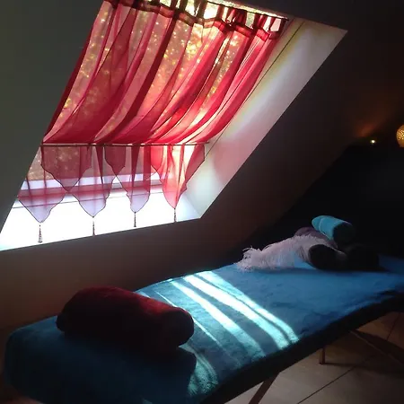 Bed & Breakfast Aux 1001 Nuits De Luxe Avec Privatif Intégré 5*